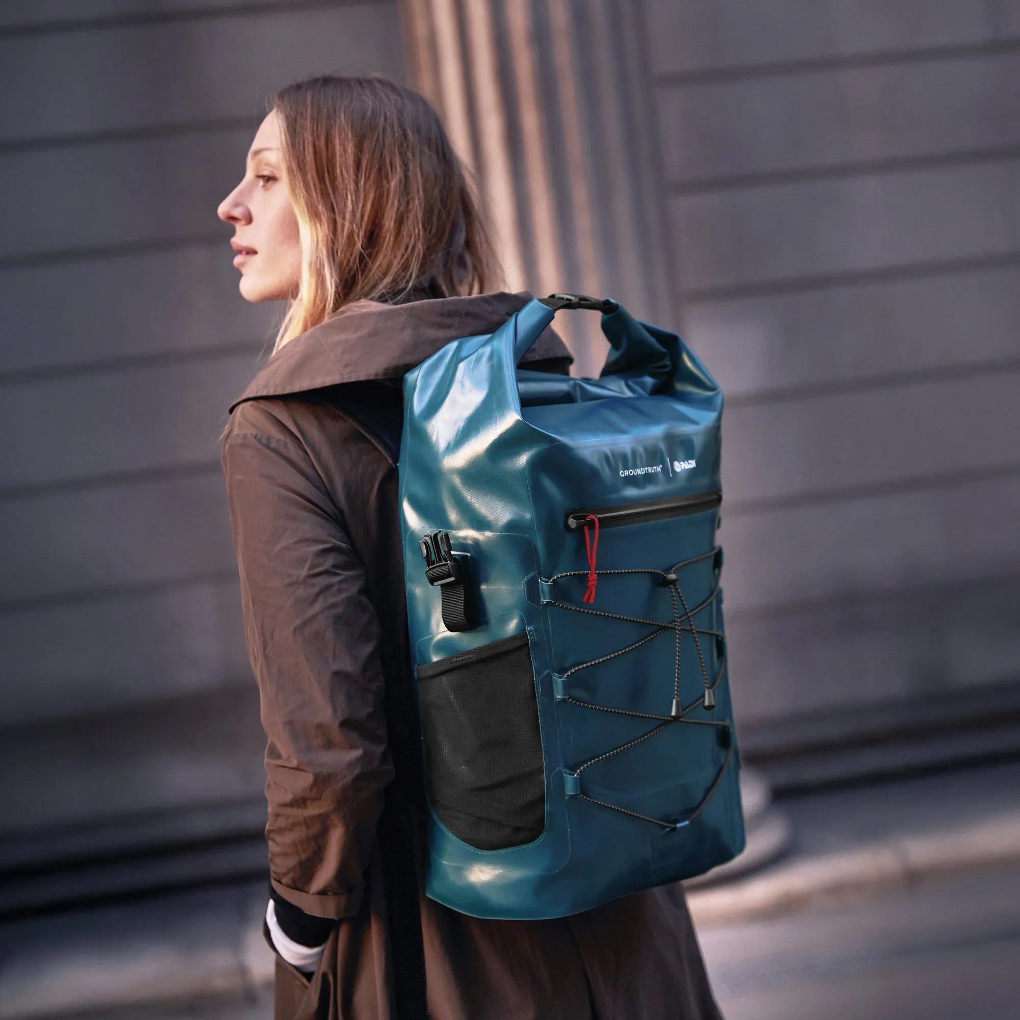 25L Roll Top Dry Backpack | UNDA