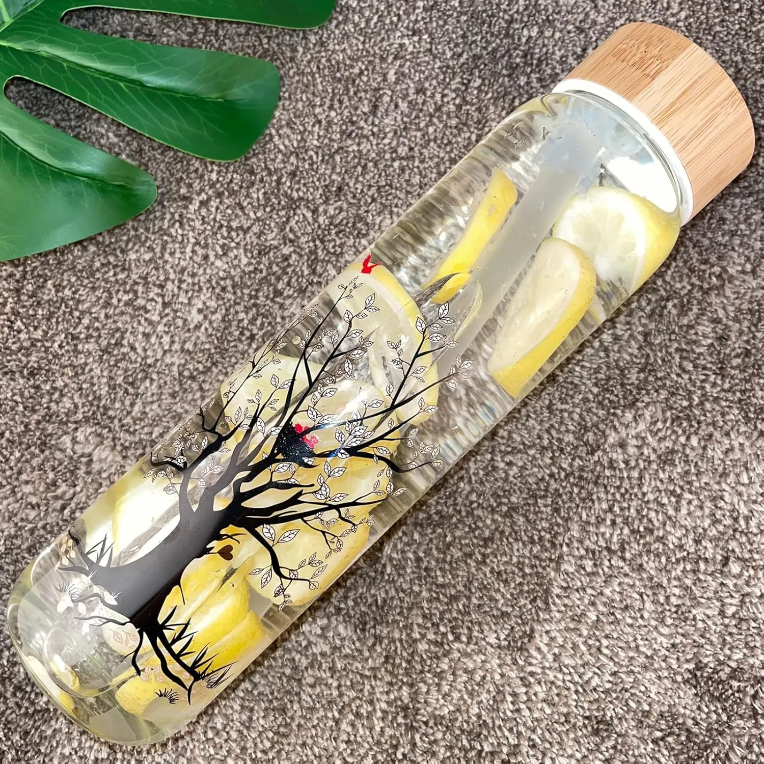 32 oz Glass Water Bottle with Straw, Wide Mouth Borosilicate Glass Bottle with Bamboo Lid and Neoprene Sleeve