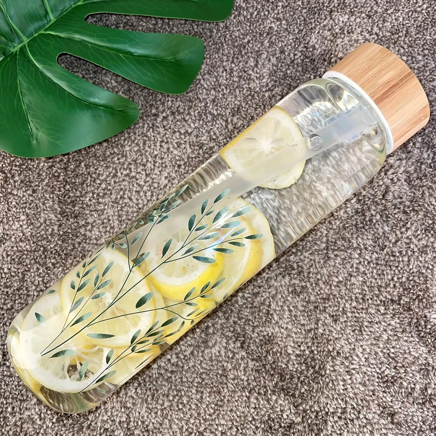 32 oz Glass Water Bottle with Straw, Wide Mouth Borosilicate Glass Bottle with Bamboo Lid and Neoprene Sleeve