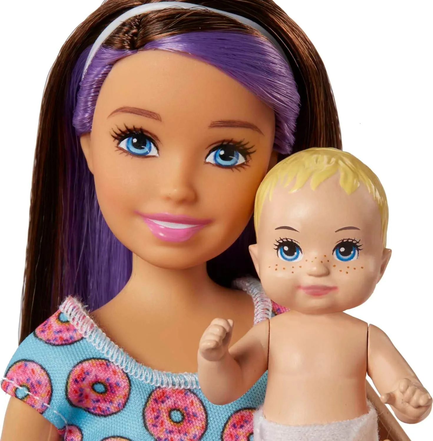 Barbie Skipper Babysitters Inc Dolls & Accessories, Set with Skipper Doll, Color-Change Baby Doll, High Chair & Crib Furniture