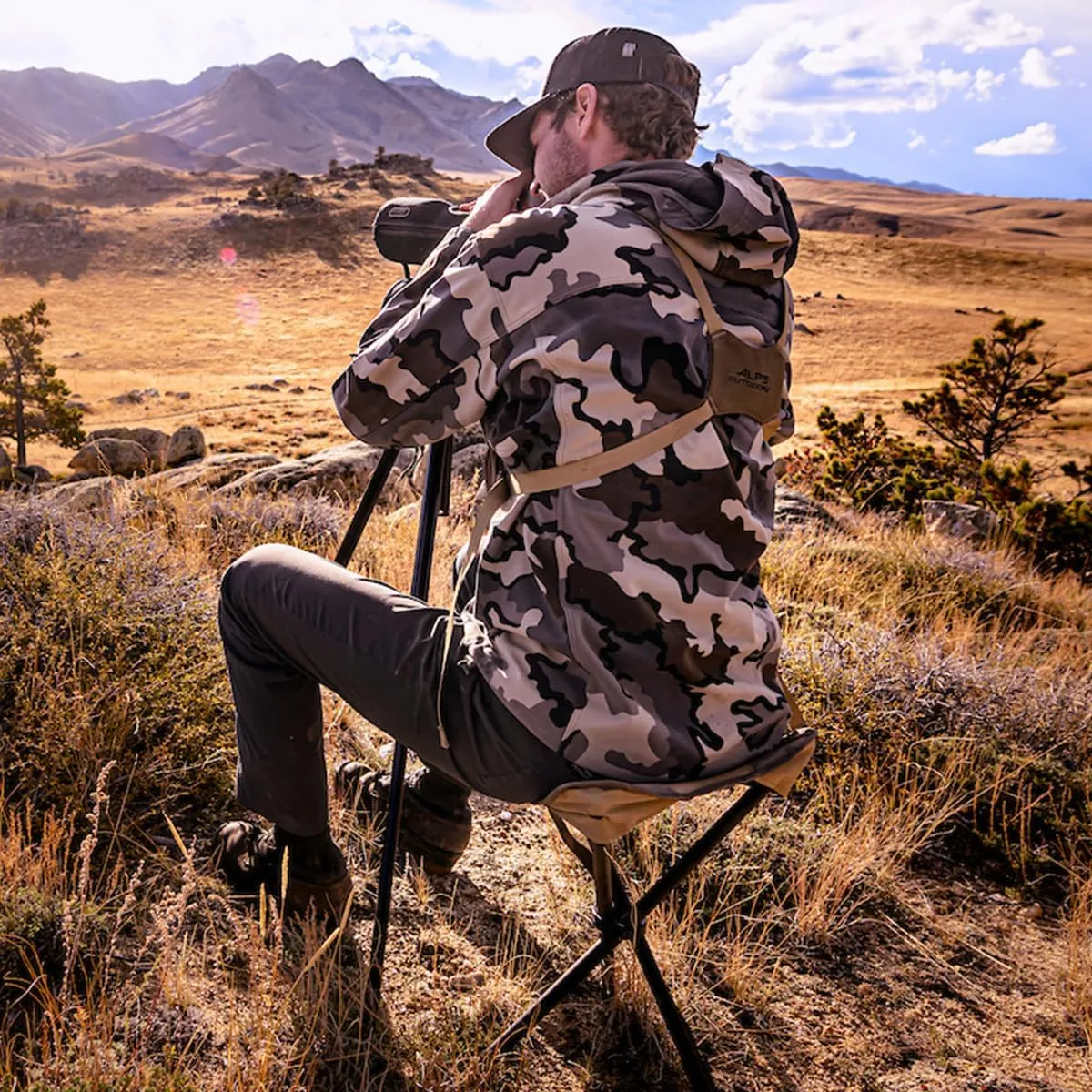 Black Sierra Folding Hunting Stool w/Shoulder Strap Supports 225 lbs, Lightweight Collapsible Tripod Seat, Foldable Steel Frame Chair Perfect for Hunting, Fishing, Hiking, Travel