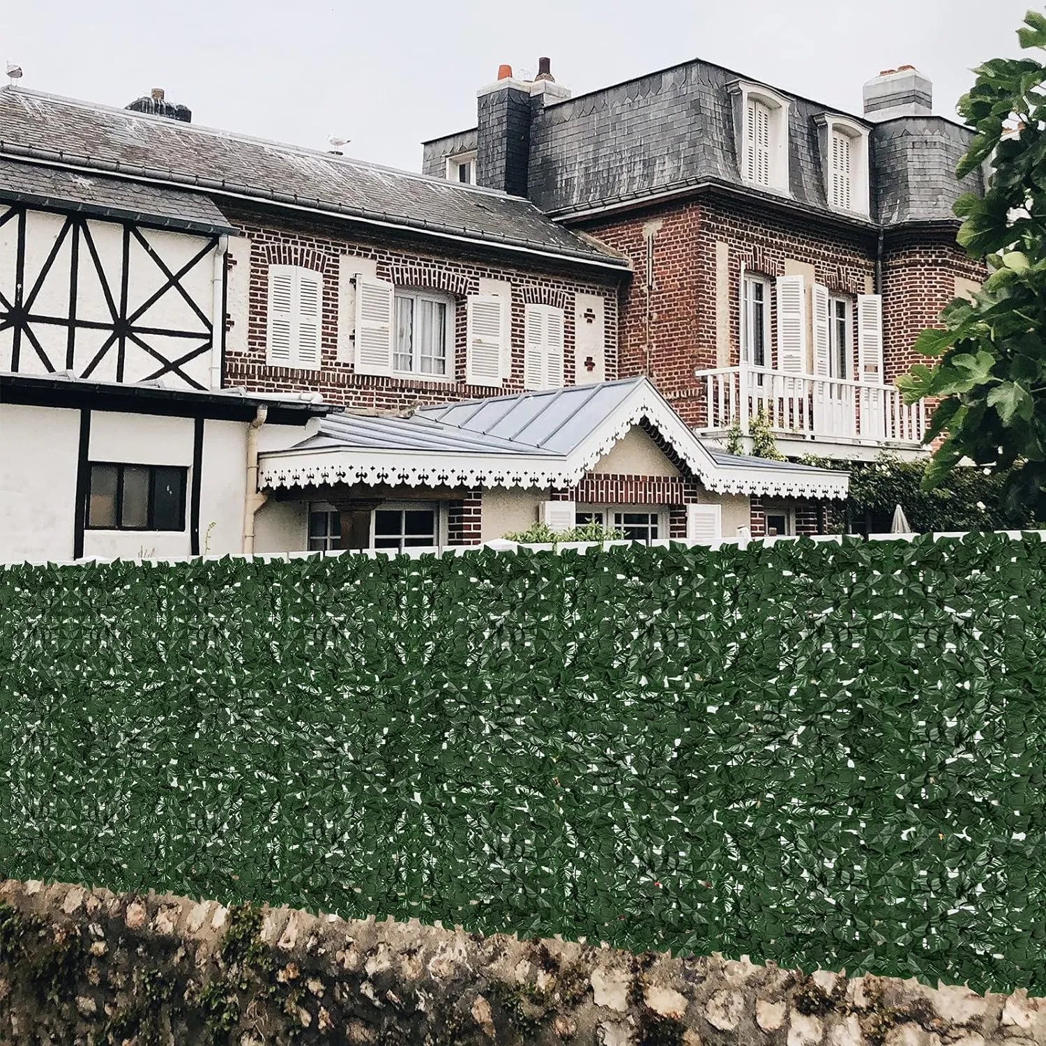 Faux Ivy Fence Privacy Screen Outdoor Expandable Artificial Greenery Roll Fake Hedge Wall Patio Green Plastic Leaf Plant Vine Grass Panels Gate Covering Garden Yard Balcony (157.5 X 39.4 in)
