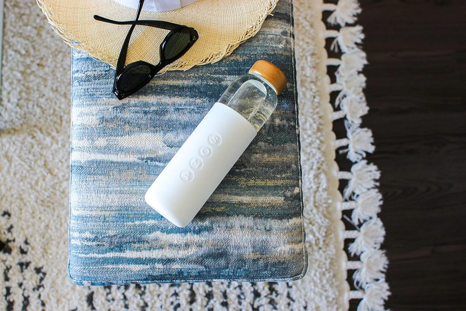 Full Circle Home V.2 17 oz. Glass Water Bottle - White