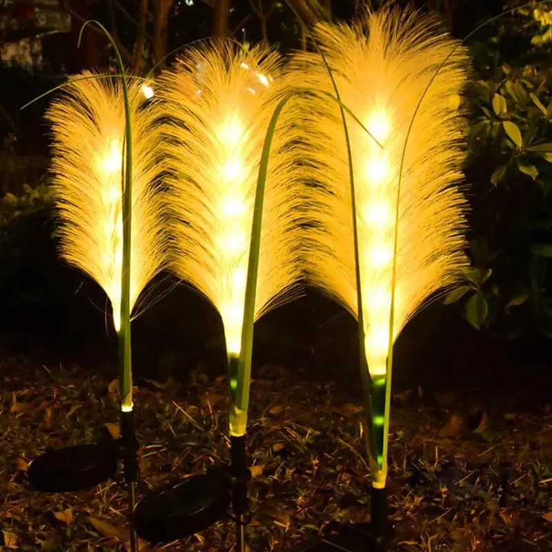 Garden Reed Lantern - Solar Outdoor Decorative Light