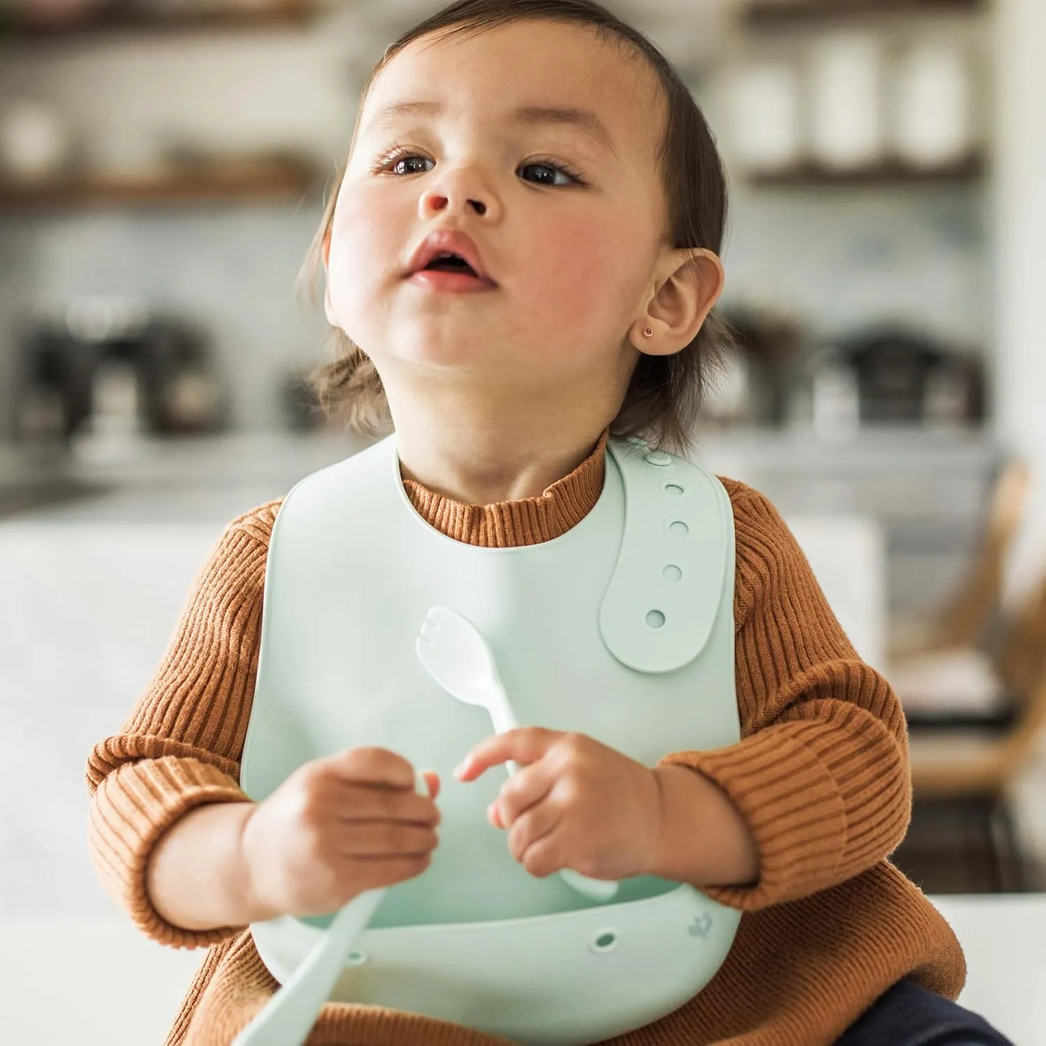 green sprouts Unisex Baby Silicone Scoop Bib