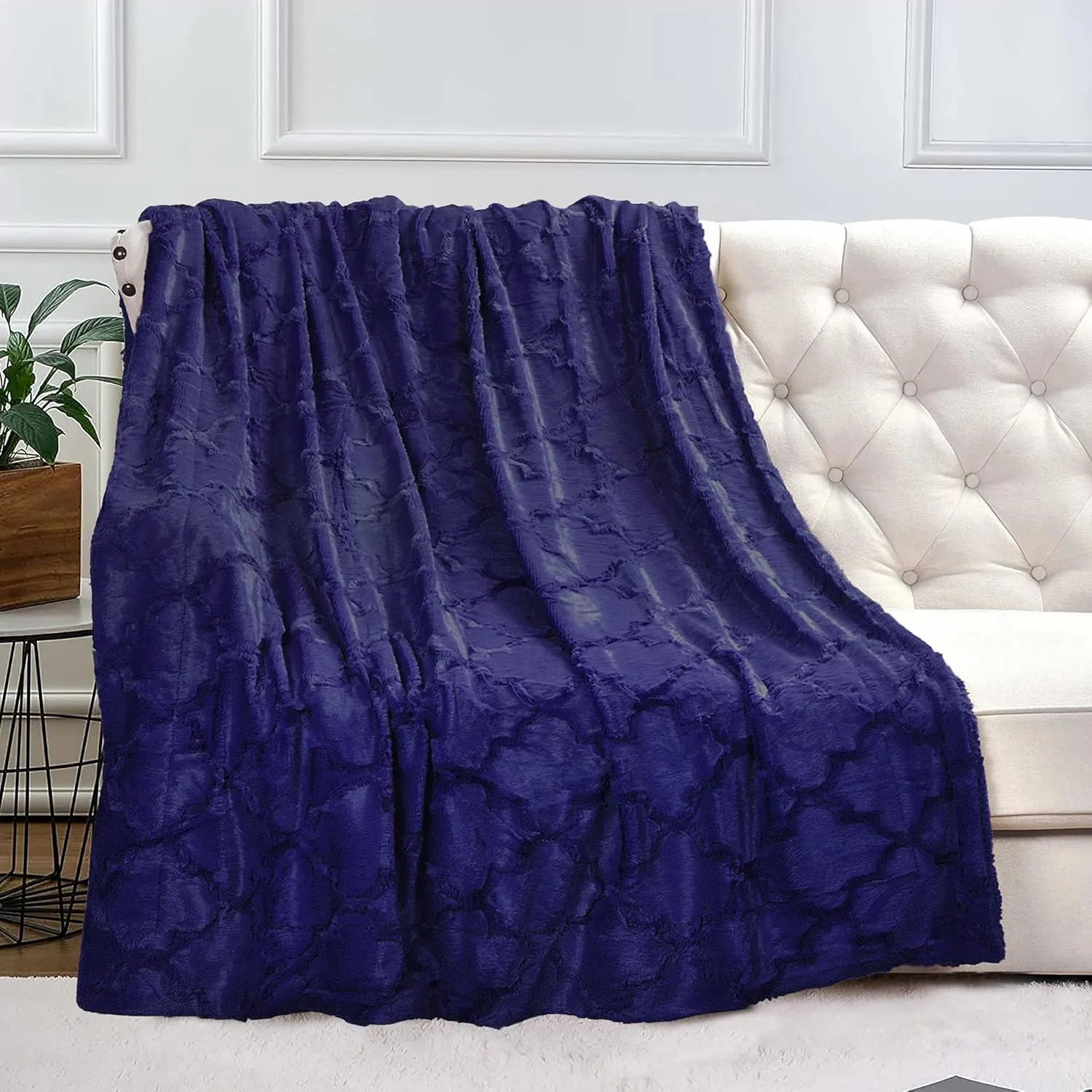 Home Soft Things Brushed Faux Fur Throw with Sherpa Backing, 60'' x 80'', Navy Blue Soft Fluffy Lightweight Luxury Throw for All Seasons Home Décor