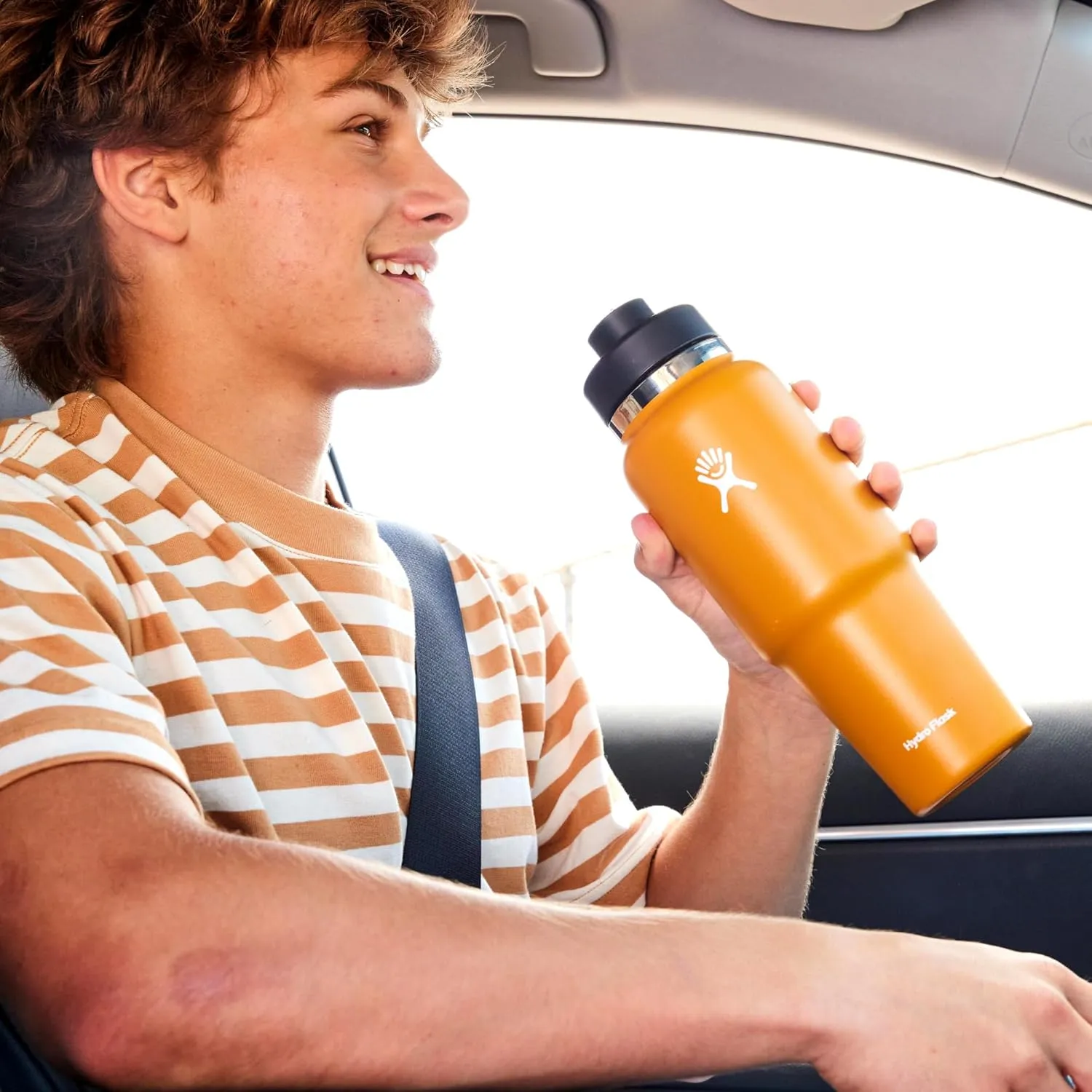 Hydro Flask 32 Oz Wide Flex Chug Cap Travel Bottle Fossil