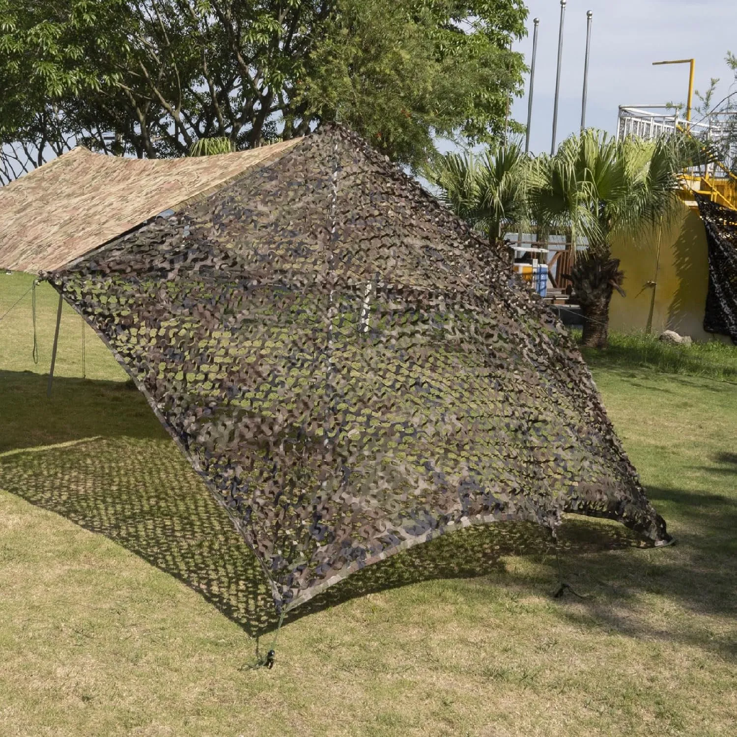 HYOUT Camo Netting Camouflage Net Bulk Roll for Hunting Blinds Ghillie Sunshade, Camping, Military Party Decoration