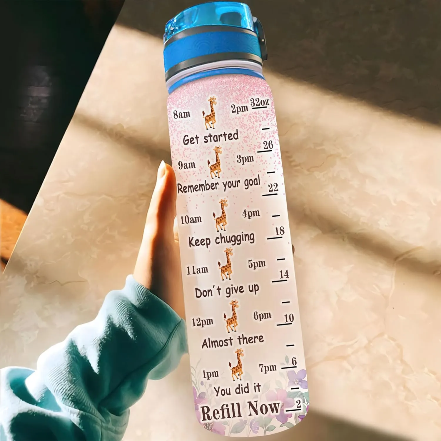 Hyturtle Personalized Giraffe Gifts For Women - Giraffe Face Customized Name 32oz 1Liter Motivational Water Bottle, Yoga Lovers Gift For Mom Girl Women On Christmas, Birthday