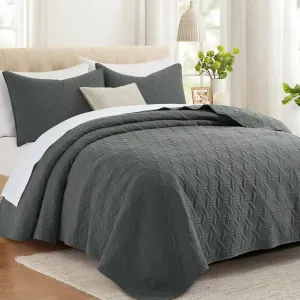 Lavsiry Dark Grey Quilt King Size Bedding Set, Summer Thin Microfiber Quilted Bedspread & Coverlet, Soft Lightweight Comforter for All Seasons - 3 Piece(1 Quilt, 2 Pillow Shams)