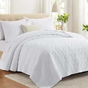 Lavsiry White Quilt King Size Bedding Set, Summer Thin Microfiber Quilted Bedspread & Coverlet, Soft Lightweight Comforter for All Seasons - 3 Piece(1 Quilt, 2 Pillow Shams)