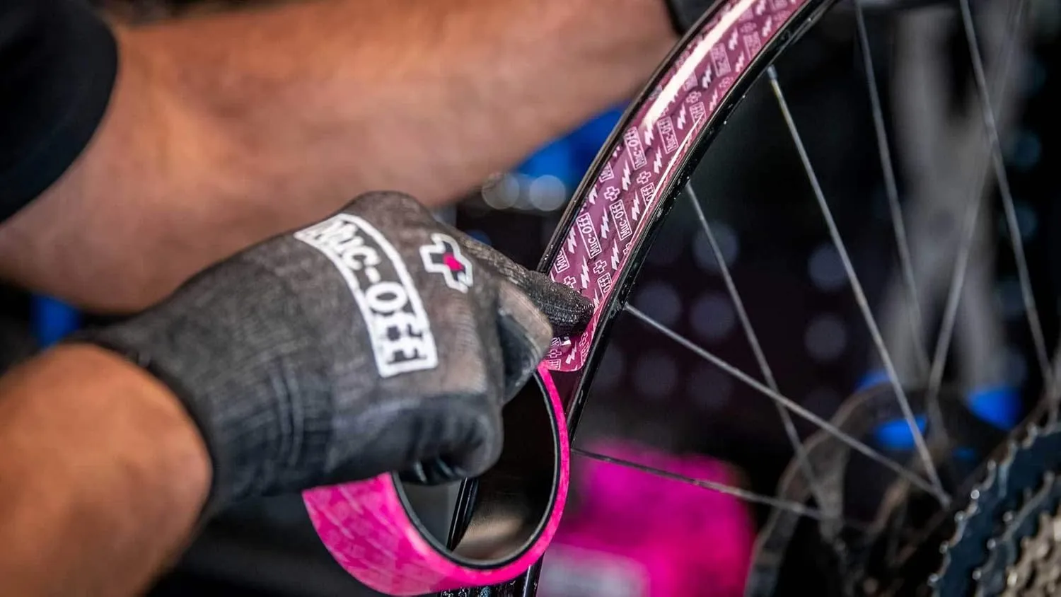 Muc-Off Tubeless Rim Tape, 35mm - Adhesive Bike Tire Liner, Tubeless Tape for MTB/Road/Gravel Bikes - Tubeless Kit Including 10m Roll of Bike Tape