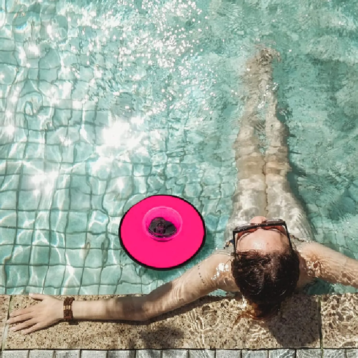 Neoprene Floating Drink Holder Floating Coaster Pool Drink Holder for Pool Party Water Fun Fits to Skinny Cans/Bottles and Wide Mouth Cans/Bottles (2 Pcs Red)
