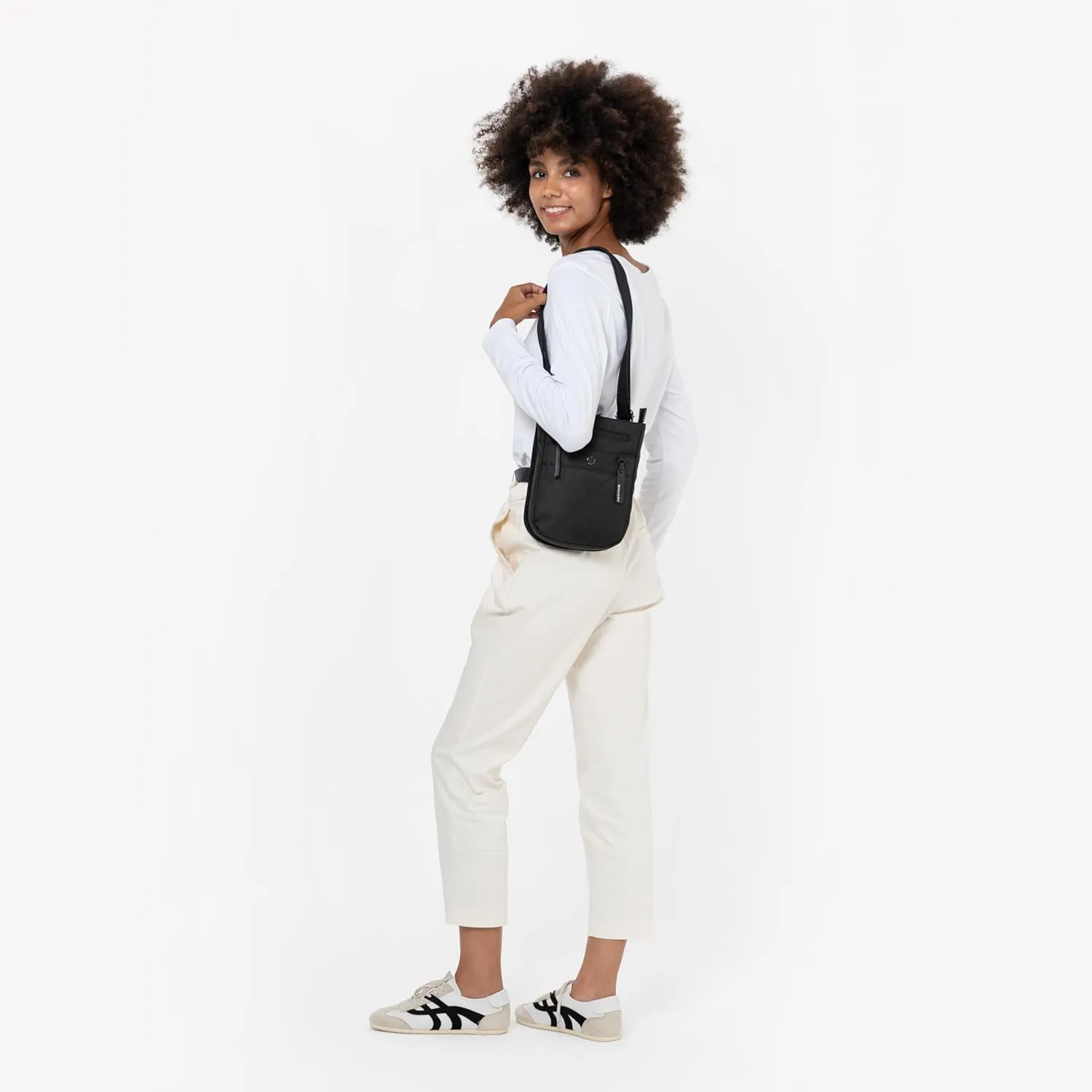 Sherpani Crossbody