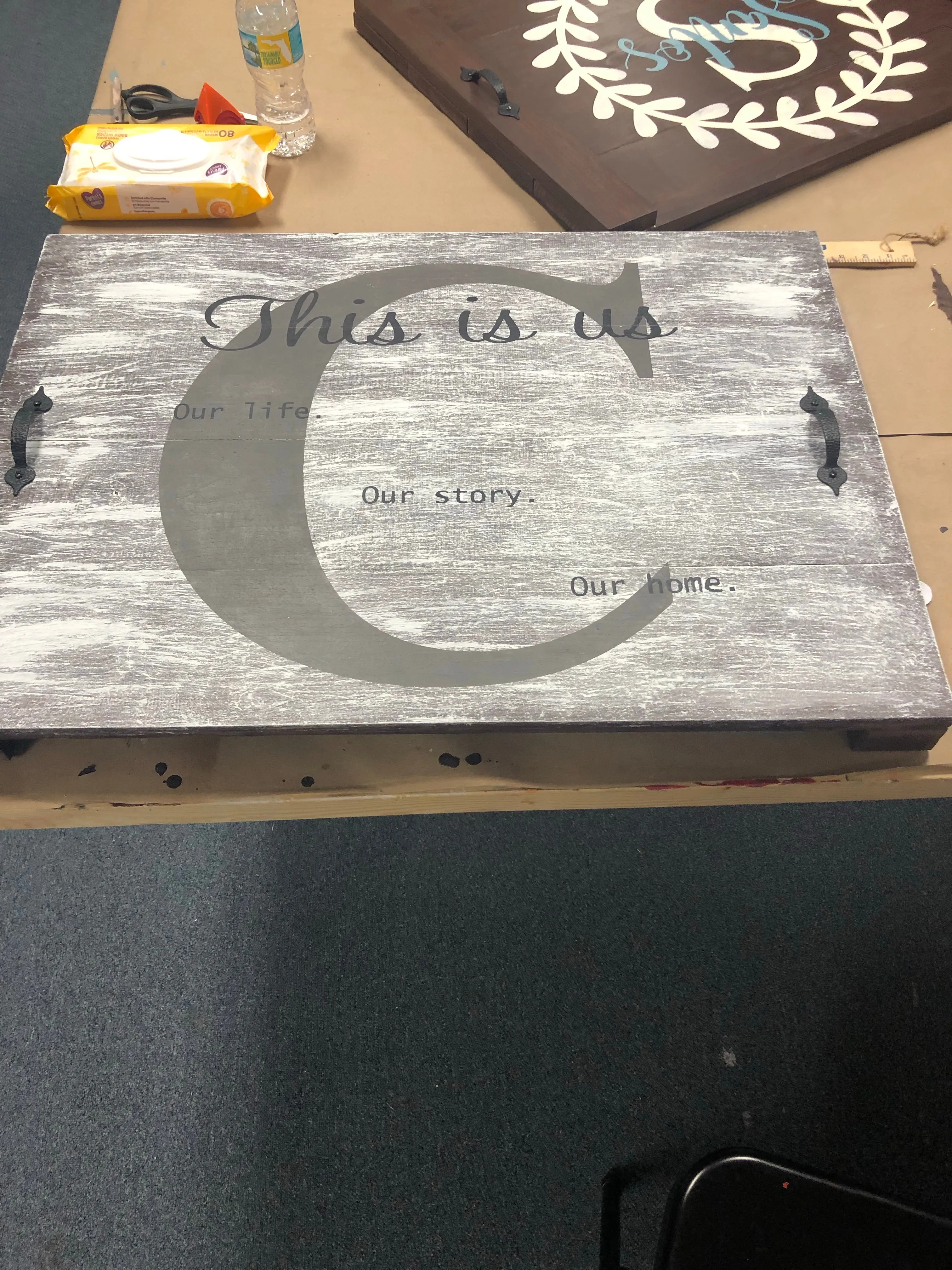SIGN DESIGN - Stove Cover / Noodle board / Tray