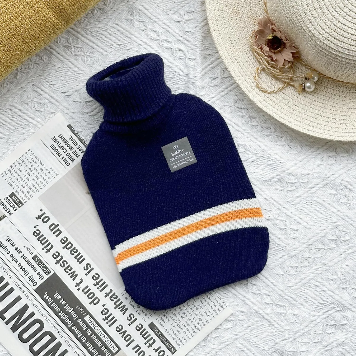 Small Cute Hot Water Bottle with Cover, 1L Hot Water Bag for Children, Hot and Cold Compress, Hand Feet Warmer, Neck and Shoulder Pain Relief