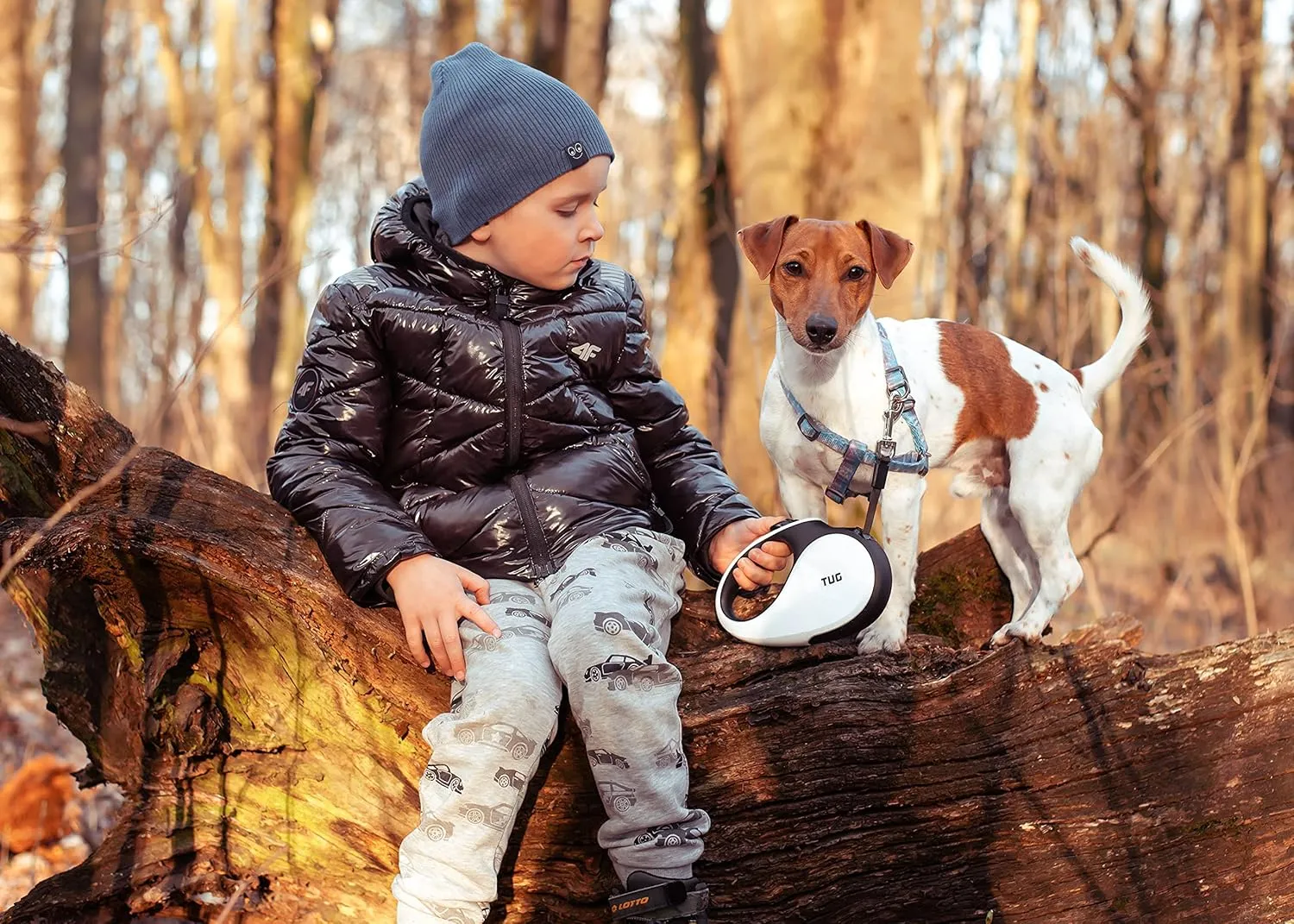 TUG 360° Tangle-Free Retractable Dog Leash | 16 ft Strong Nylon Tape | One-Handed Brake, Pause, Lock (Large, White)