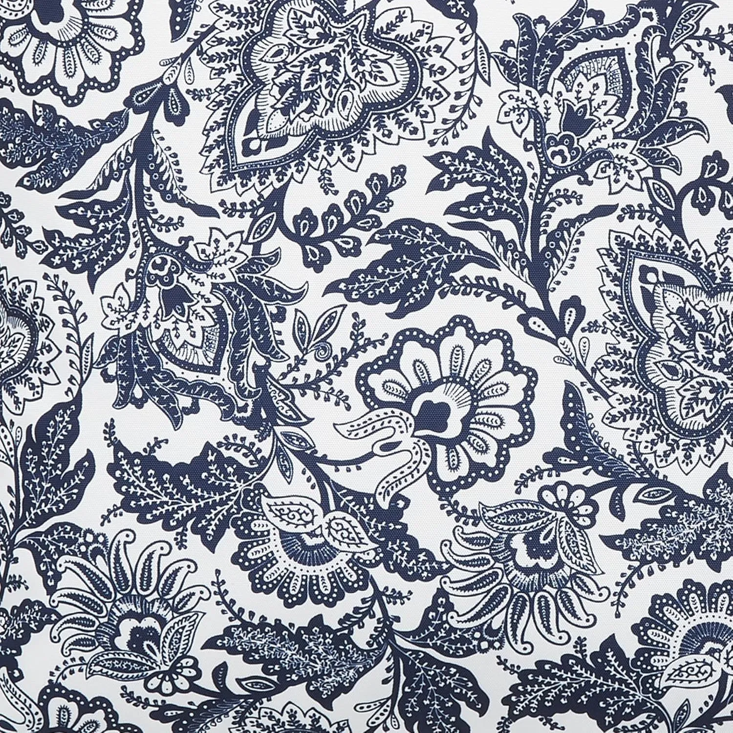 Vera Bradley Women's Oversized Fleece Plush Throw Blanket, Java Navy & White, Twin/Twin XL