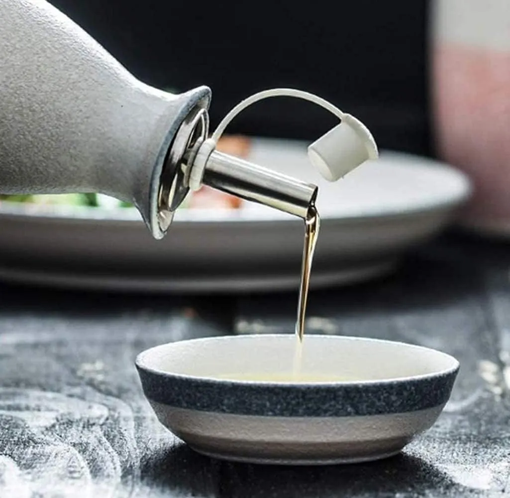 Vinegar Bottle Anti-Leakage, 500mlx2 Oil Vinegar Ceramic Dispenser Bottles, A Pair of Seasoning Bottles, Soy Sauce Bottle for Wasabi Oil