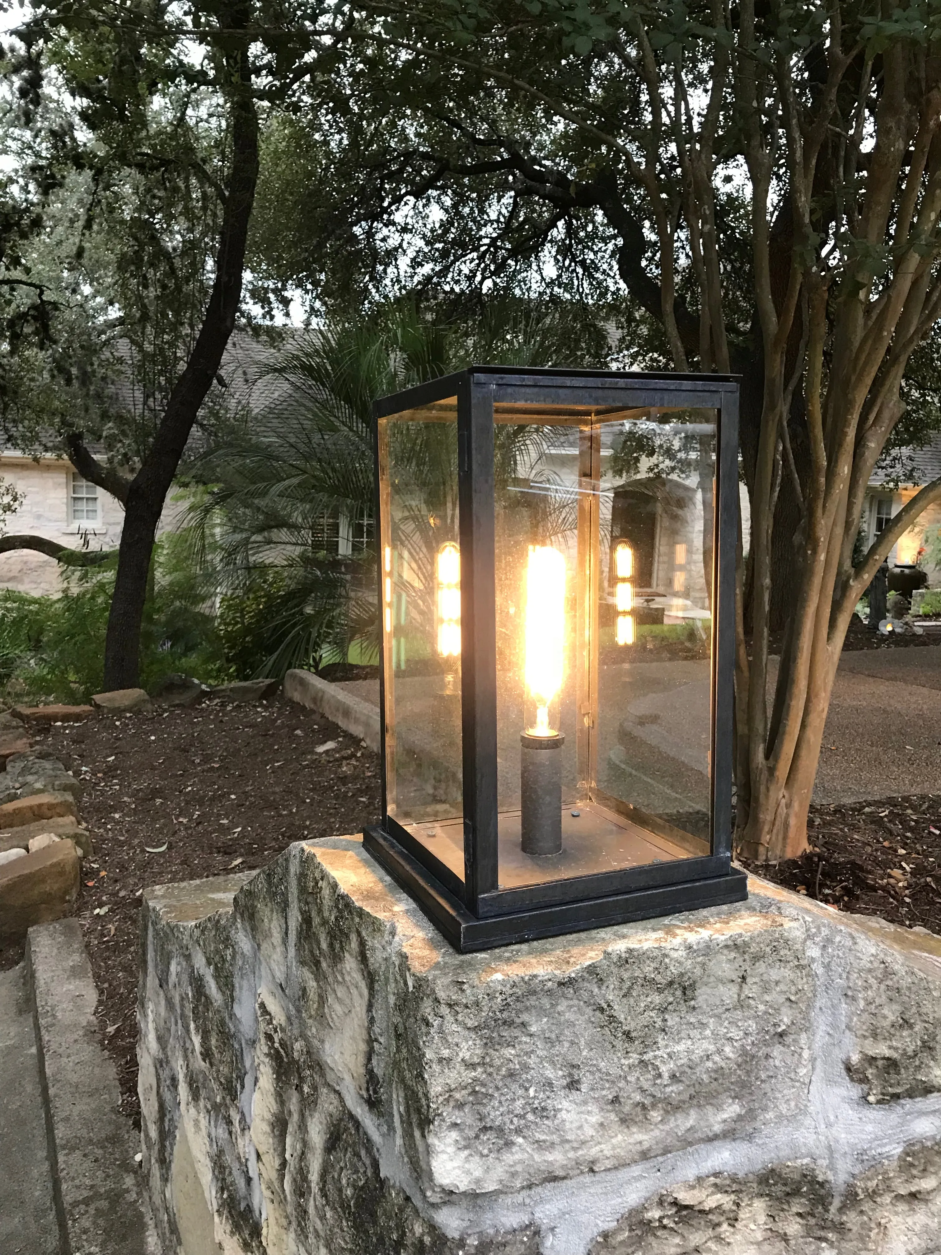 Vista Pier Mount Lantern