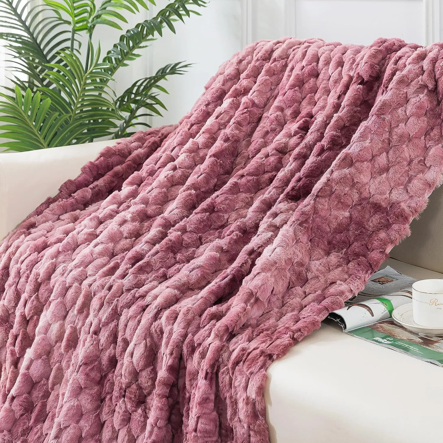 Wajade Plush Faux Fur Throw Blanket, Soft Diamond Pattern Jacquard Double-Layered Fluffy Fleece Blanket for All Seasons Cozy Decorative Blanket for Couch Bed Sofa, 60 x 80 inches, Cameo