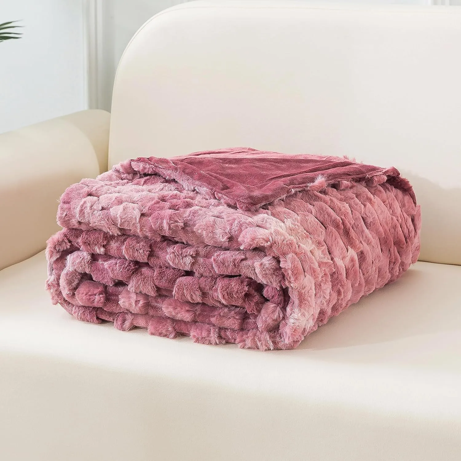 Wajade Plush Faux Fur Throw Blanket, Soft Diamond Pattern Jacquard Double-Layered Fluffy Fleece Blanket for All Seasons Cozy Decorative Blanket for Couch Bed Sofa, 60 x 80 inches, Cameo