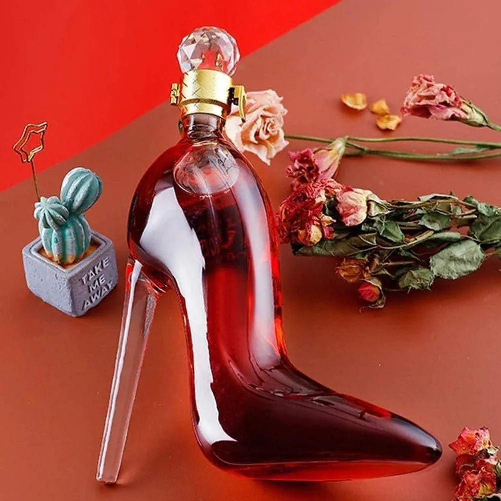 Whiskey Decanter Bottle - Art Statue, Glass Whiskey Decanter, 2025 New Funny Whiskey Bottle, Beautiful Engraved Glass Statues, Home Bar Accessories, Holiday Gifts(High heels)