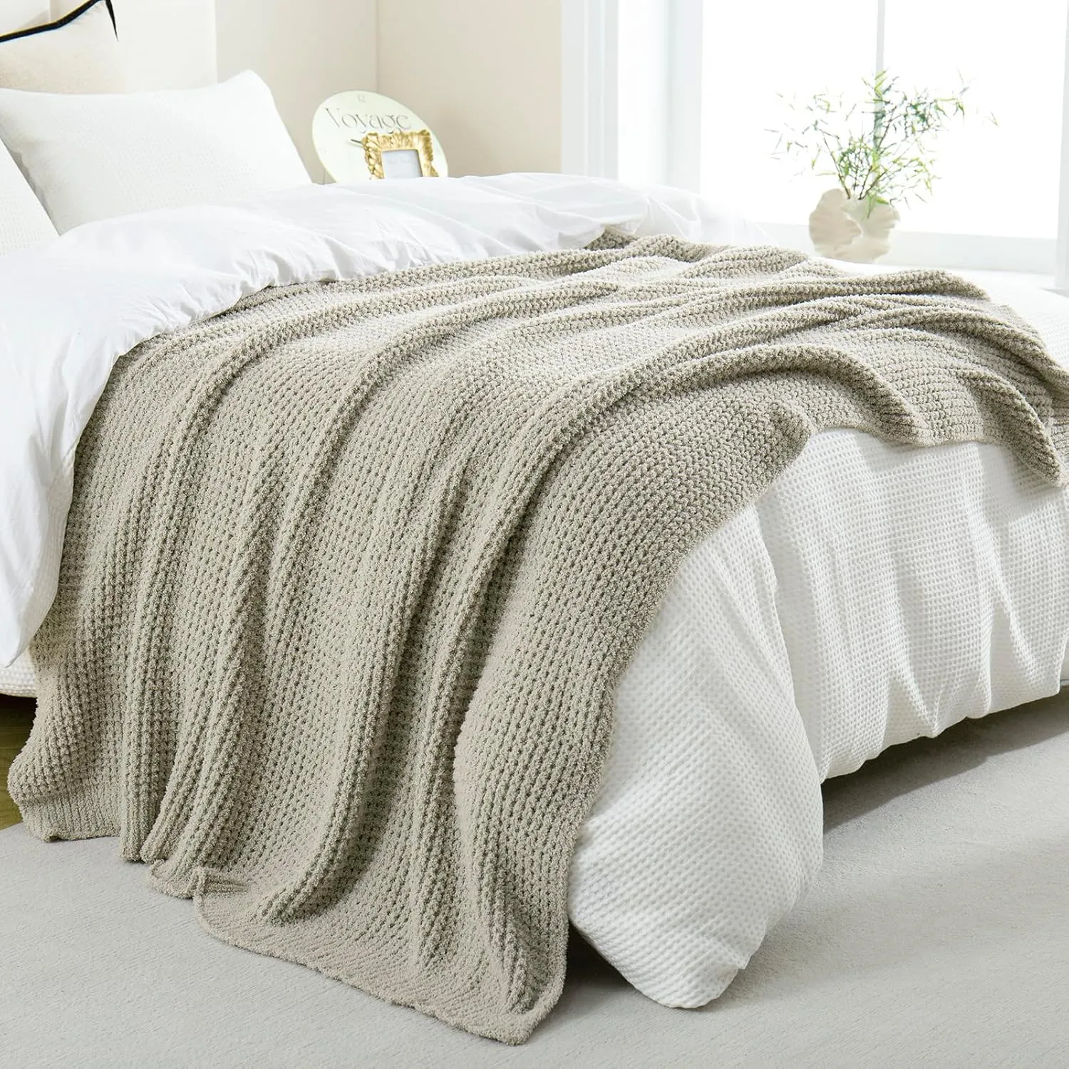YIRUIO Microfiber Waffle Throw Blanket Weave Knit Super Soft Ultra Cozy Fuzzy Fluffy Warm for Living Room Bedroom Bedding Farmhouse (Beige Camel, 51'' x 63'')