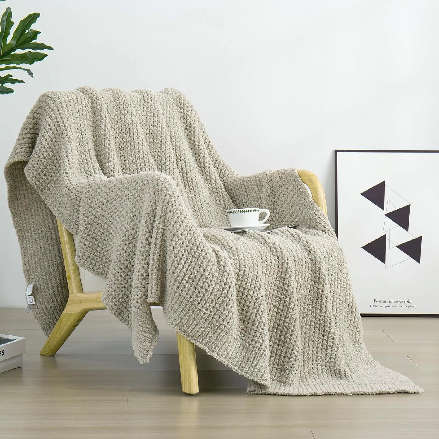 YIRUIO Microfiber Waffle Throw Blanket Weave Knit Super Soft Ultra Cozy Fuzzy Fluffy Warm for Living Room Bedroom Bedding Farmhouse (Beige Camel, 51'' x 63'')